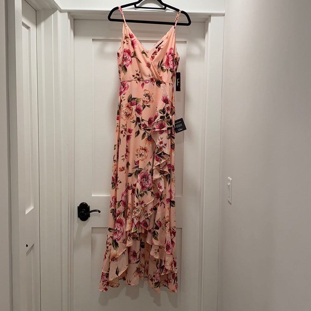 Lulu’s Ruffled Floral Dress